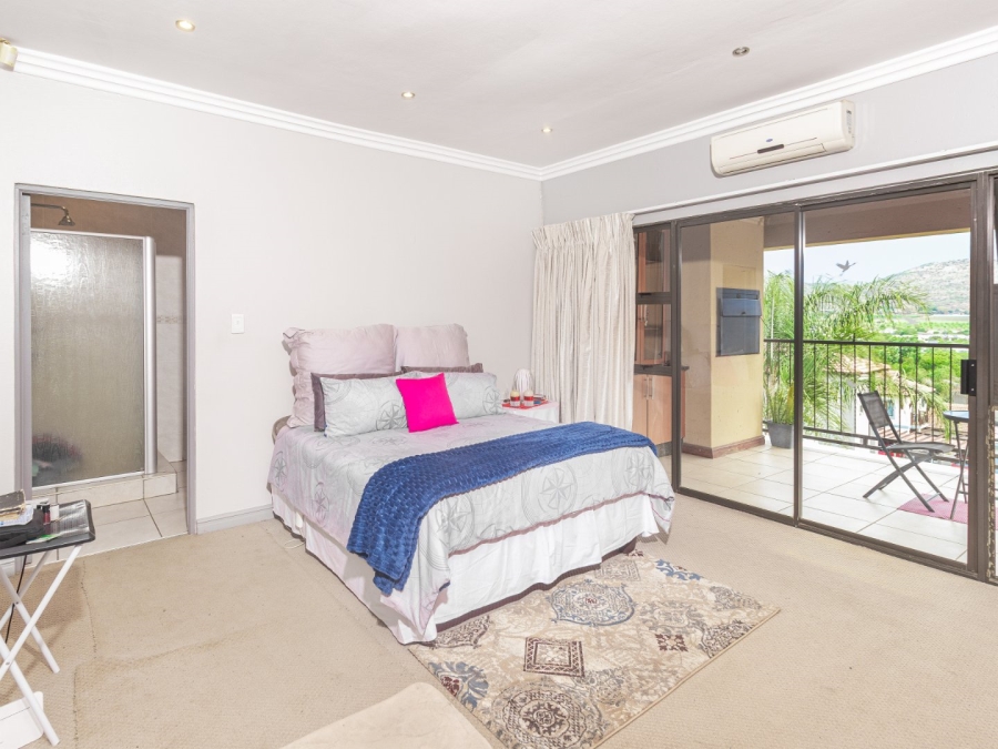 4 Bedroom Property for Sale in Birdwood Estate North West